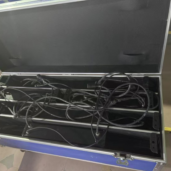 อะไรคือความแตกต่างระหว่างเครื่องซักผ้าฝาผนังและไฟเชิงเส้น?​